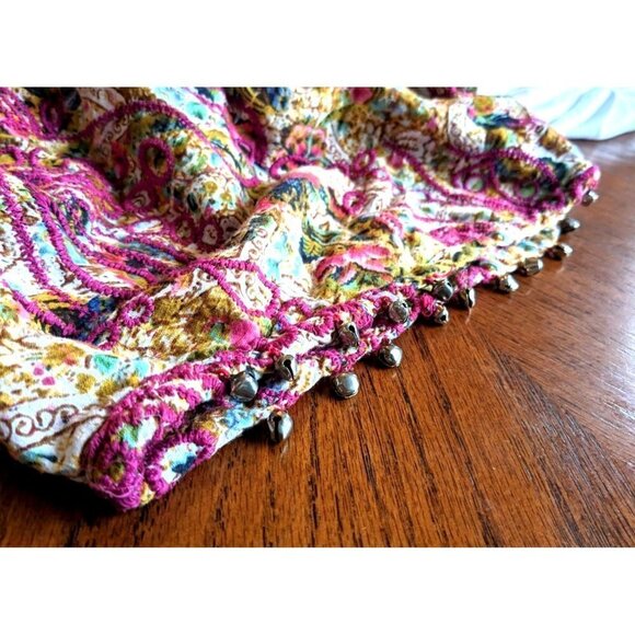 ROSA CHA Gold & Pink Indian Embroidered Jingle Bell Shorts High Waist Size XS - Picture 3 of 9